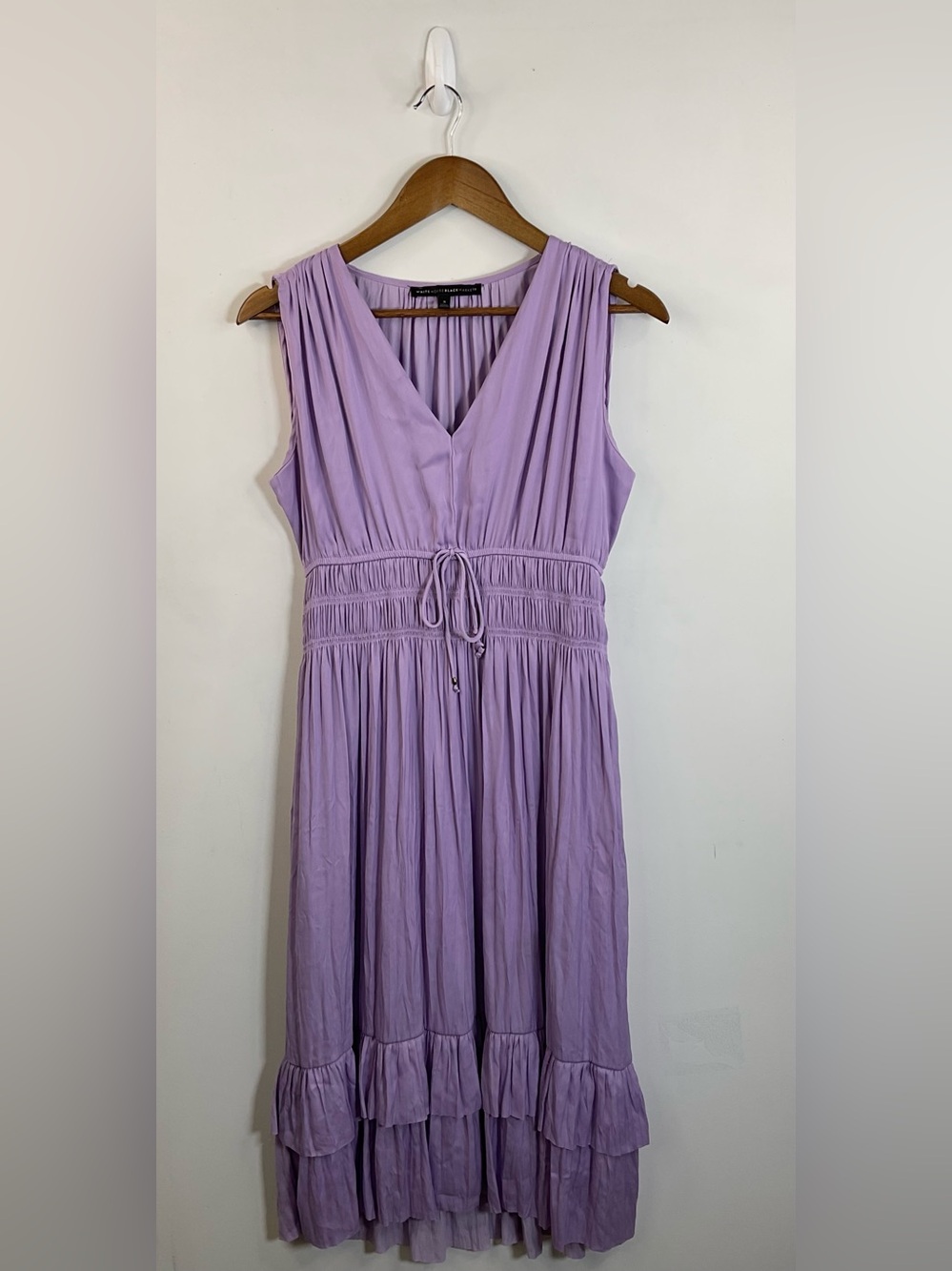 White House Black Market Sleeveless Lavender V-Neck Tiered Dress Size Small